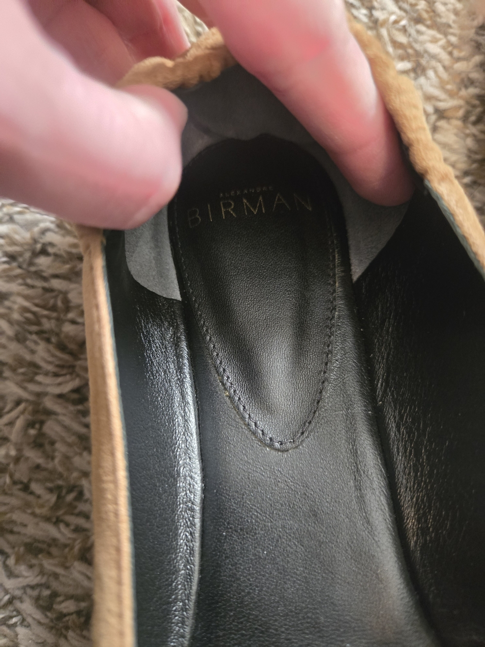 Alexandre Birman Tan and Black Bow-Front Ballet Flats. New In Box - Picture 2 of 4